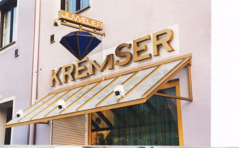 Fassadenschild Juwelier Kremser