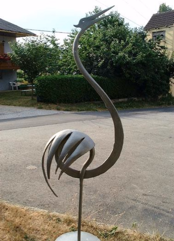 Abstrakter Vogel mit langem Hals